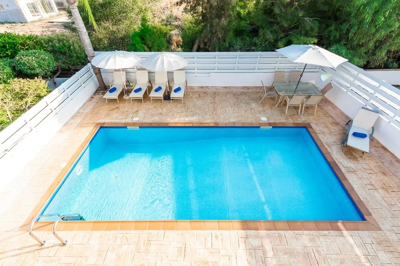 Villa Palm Breeze By Ezoria Villas Protaras