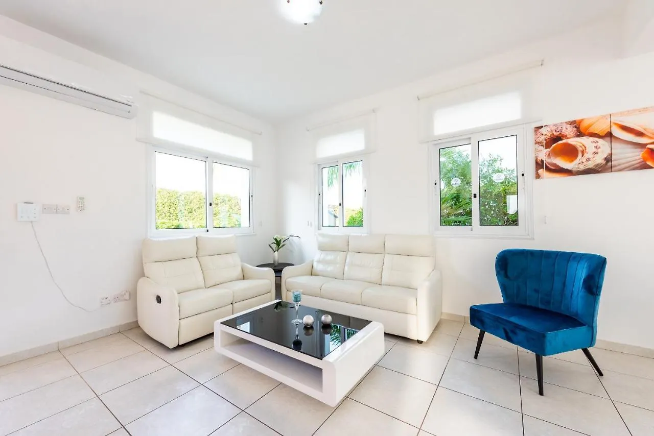 Villa Palm Breeze By Ezoria Villas Protaras