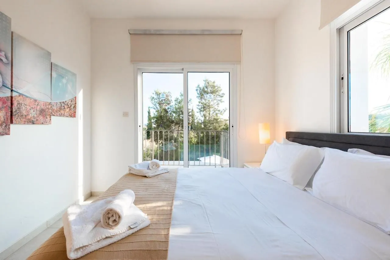 Villa Palm Breeze By Ezoria Villas Protaras 0*,