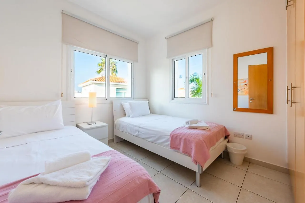 Villa Palm Breeze By Ezoria Villas Protaras Zypern
